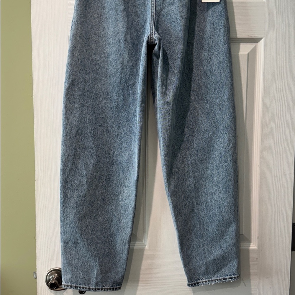 Aritzia Denim Forum The Luanne Jeans - Picture 8 of 14